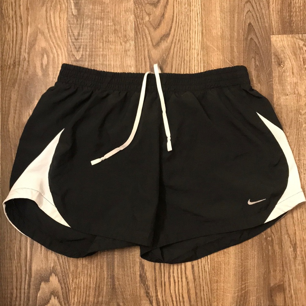 Nike women’s shorts
